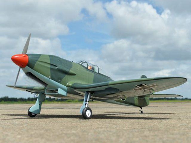 294-C8518 Heinkel HE 112B / 1550mm      